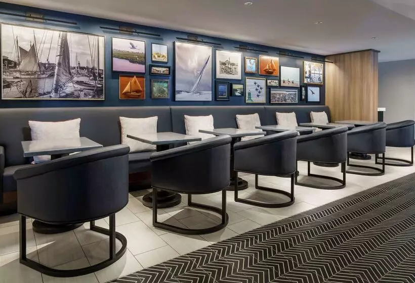 هتل Hilton Garden Inn Annapolis Downtown