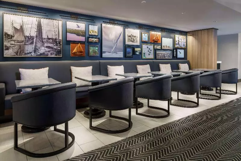 هتل Hilton Garden Inn Annapolis Downtown