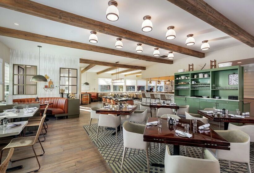 호텔 Hilton Garden Inn Davis Downtown