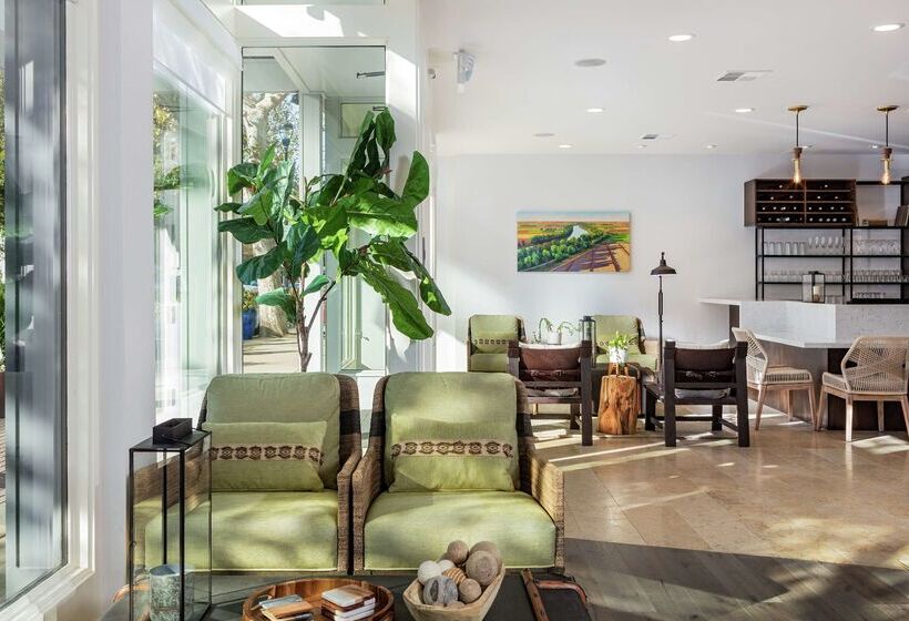 호텔 Hilton Garden Inn Davis Downtown