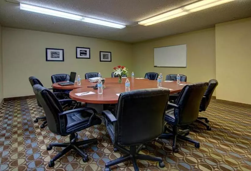 Szálloda Intown Suites Extended Stay Marietta Ga   Roswell Rd