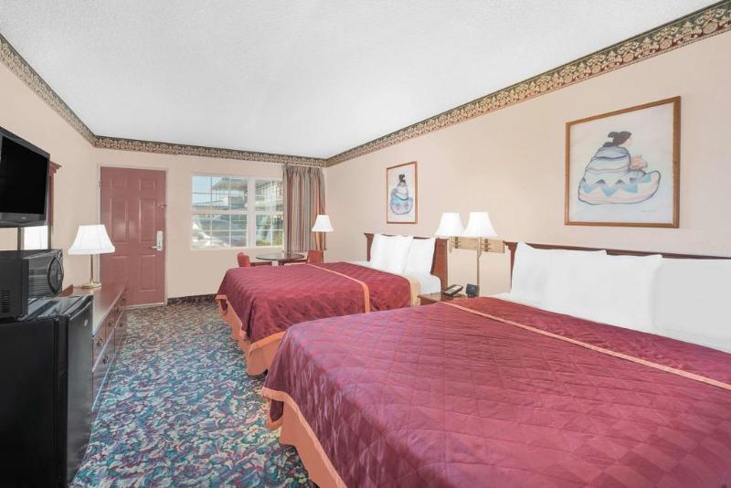 בית מלון כפרי Knights Inn & Suites By Sonesta Pecos