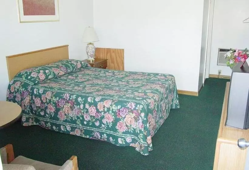 فندق Monticello Inn