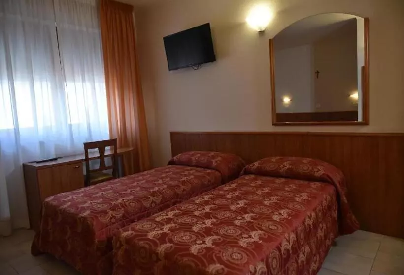 Otel E Appartamenti La Solaria