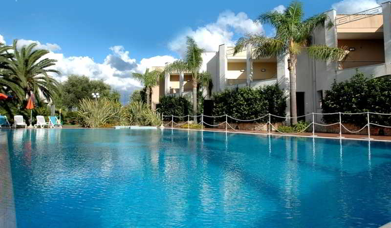 בית מלון כפרי Sairon Village