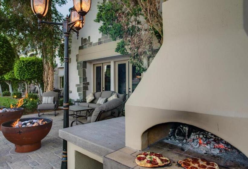 فندق The Chateau At Lake La Quinta