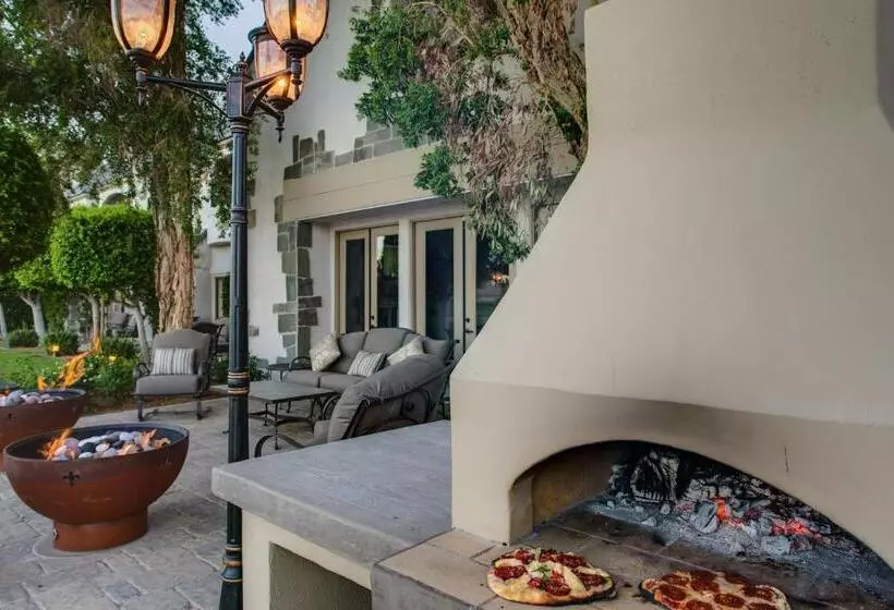 酒店 The Chateau At Lake La Quinta