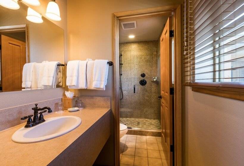 فندق The Ocean Lodge