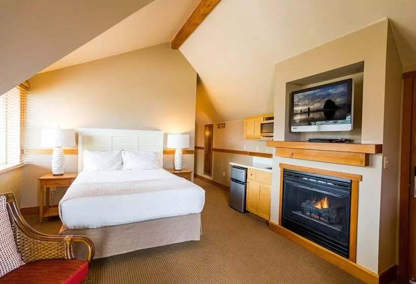 Отель The Ocean Lodge