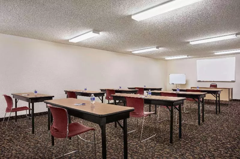 ホテル Travelodge By Wyndham Morrill