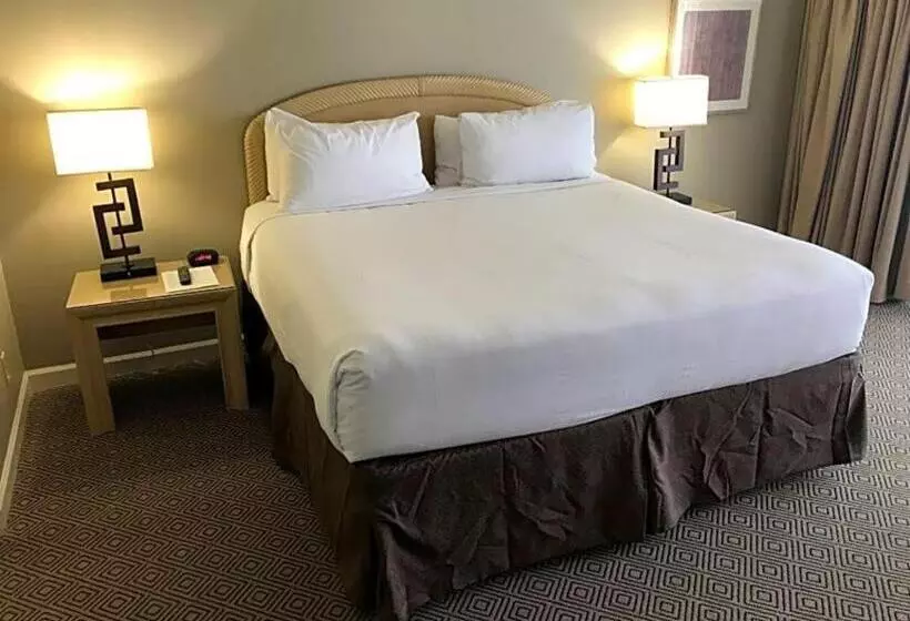 Marquis Villas Resort