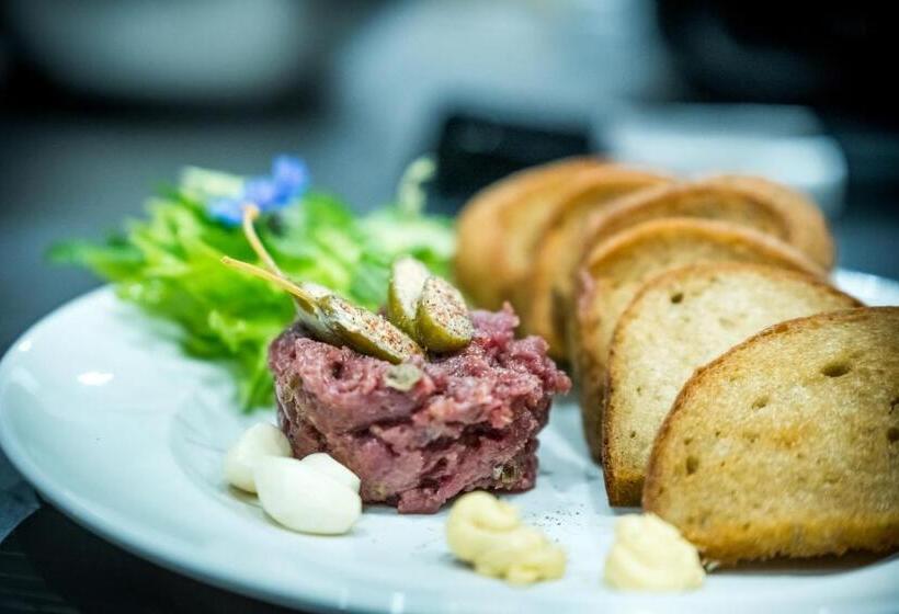 Albergue Dobrý Kanec   Hostinec