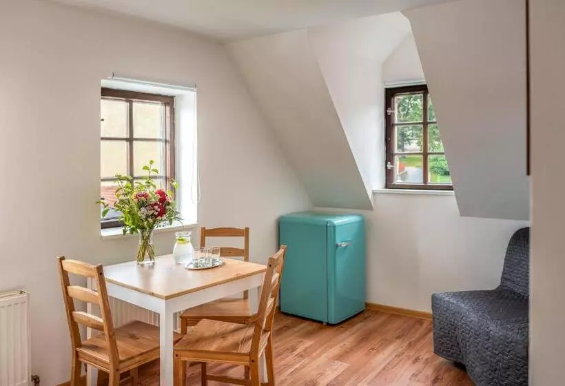 ユースホステル Dobrý Kanec   Hostinec