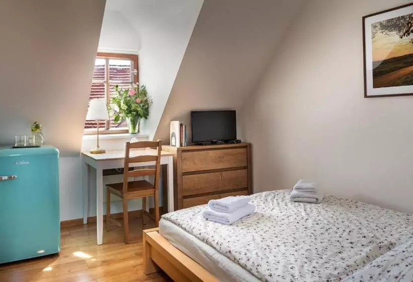 ユースホステル Dobrý Kanec   Hostinec