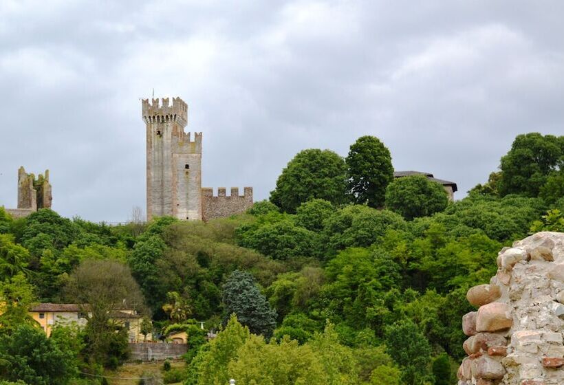 مبيت وإفطار Borgo Stazione Bike Inn