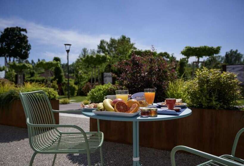 مبيت وإفطار Borgo Stazione Bike Inn