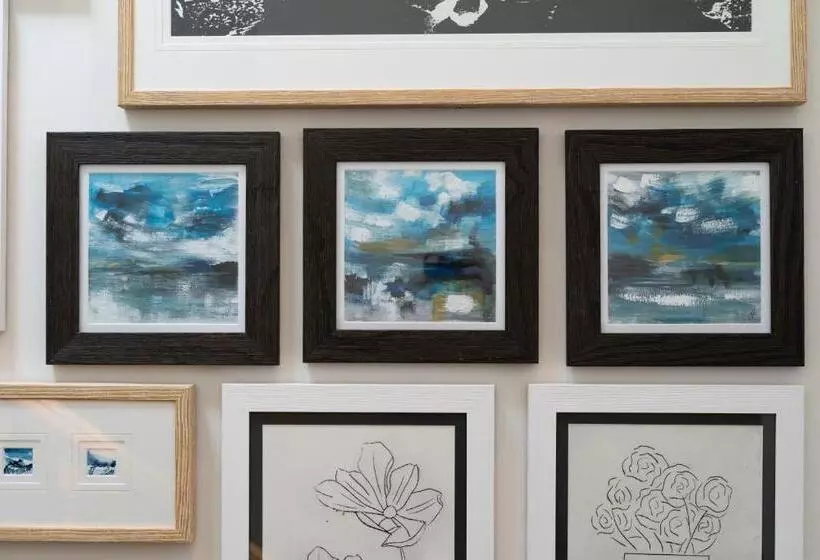 ベッドアンドブレックファースト Tithe Barn   Self Check In