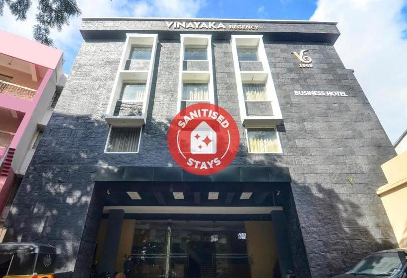 בית מלון כפרי Capital O75381 Vinayaka Regency