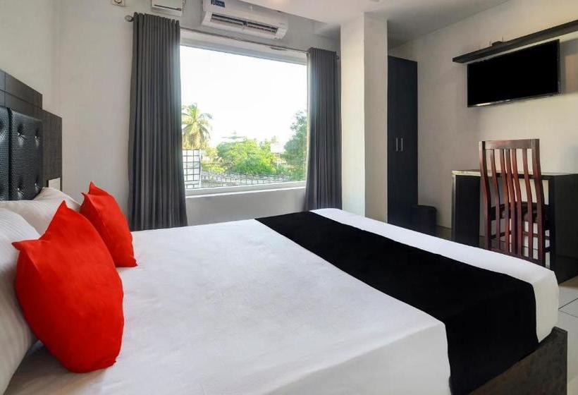 בית מלון כפרי Capital O75381 Vinayaka Regency