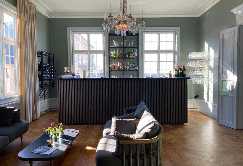 Отель Johannesbergs Slott