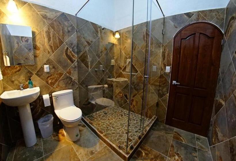 Hotel La Buena Suerte