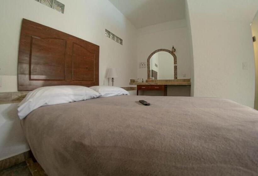 Hotel La Buena Suerte