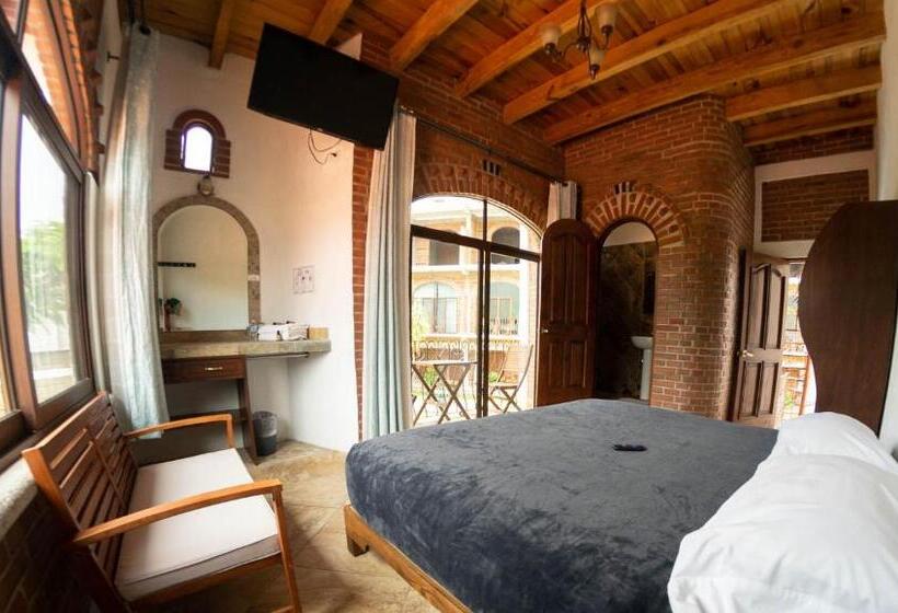 Hotel La Buena Suerte