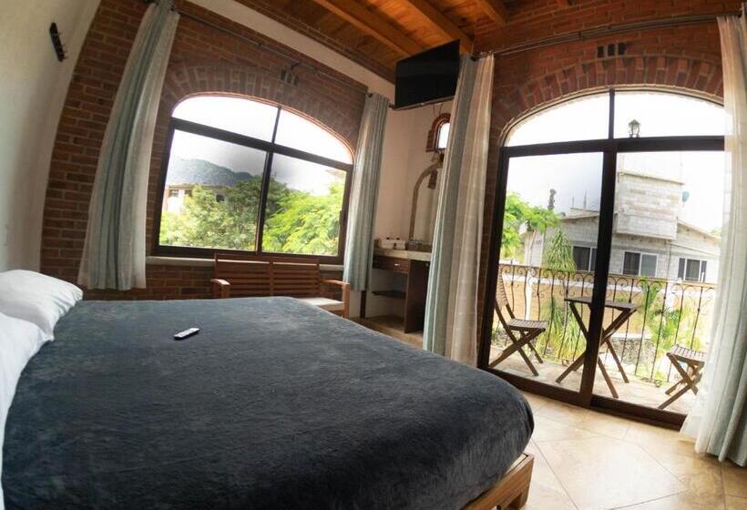 Hotel La Buena Suerte