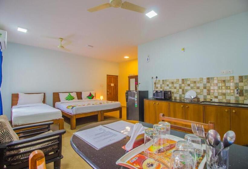 ホテル Super Collection O Holy Cross Home Stays