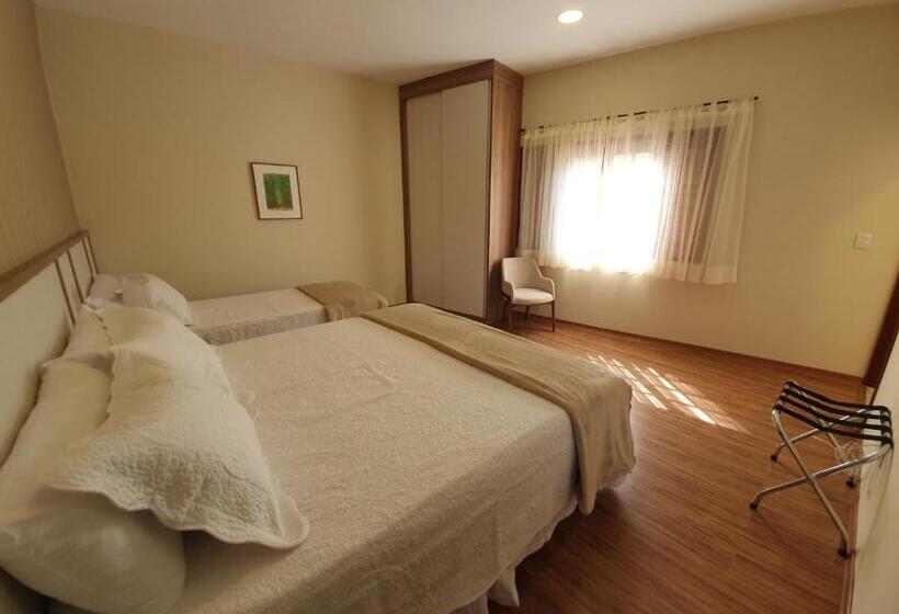 Hotel Pousada Golden Garden