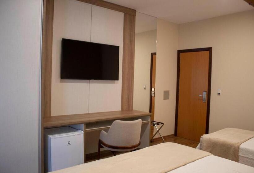 Hotel Pousada Golden Garden