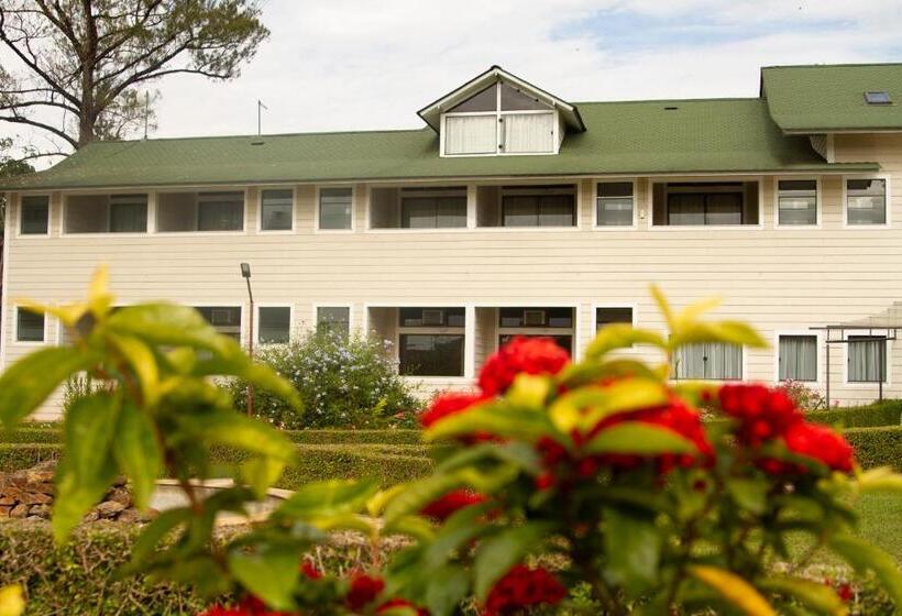 Hotel Pousada Golden Garden