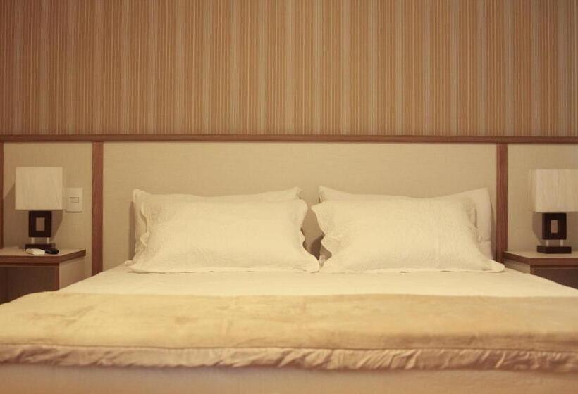 Hotel Pousada Golden Garden