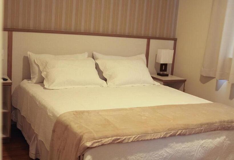 Hotel Pousada Golden Garden