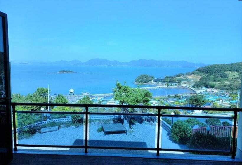 リゾートホテル Medi Pension