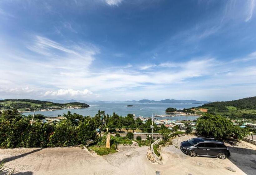 リゾートホテル Medi Pension