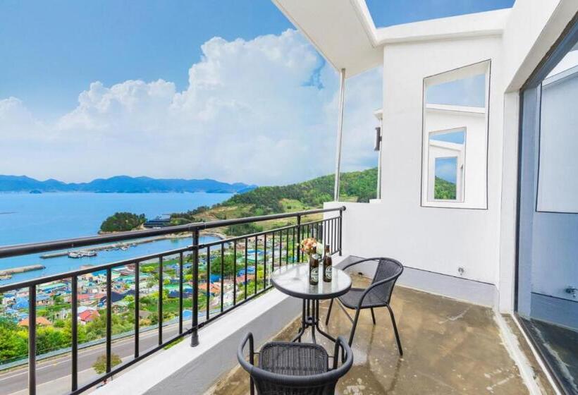 リゾートホテル Medi Pension