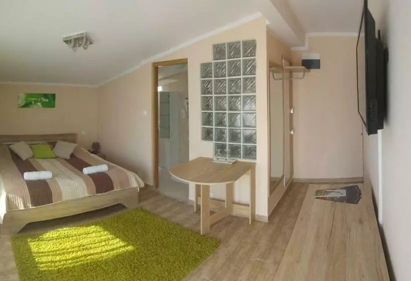 Aamiaismajoitus (B&B) Bundics Vendégházak