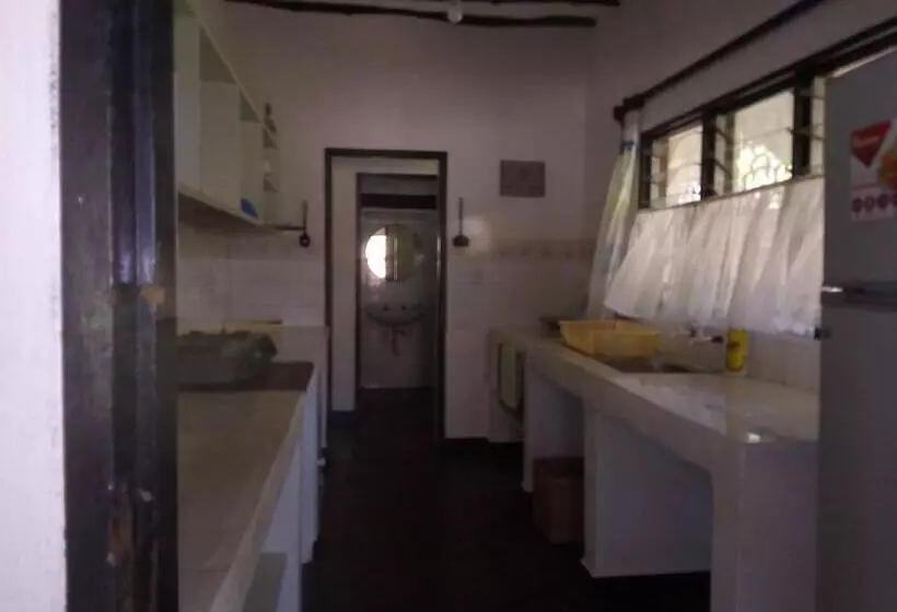 هتل Glory Ocean Villas   Diani