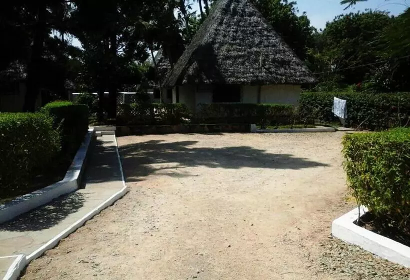 هتل Glory Ocean Villas   Diani