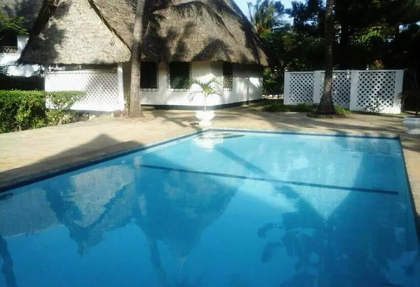 هتل Glory Ocean Villas   Diani