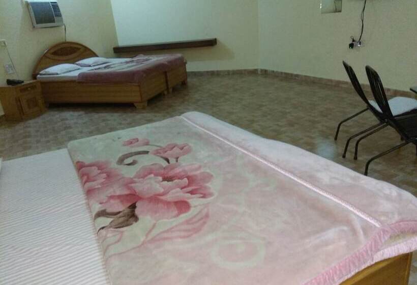 ホテル Holy City Paradise Inn