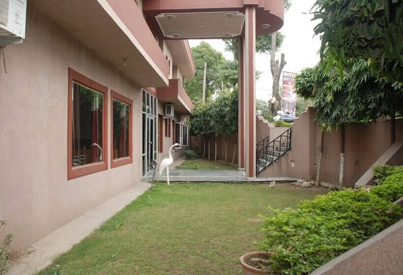 ホテル Holy City Paradise Inn