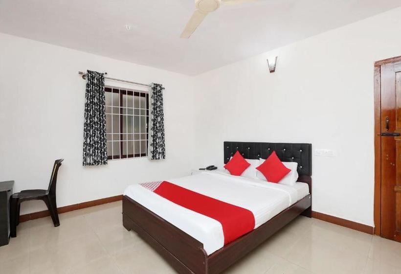 Отель Fabexpress Misty Green