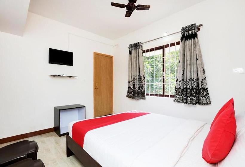 Отель Fabexpress Misty Green