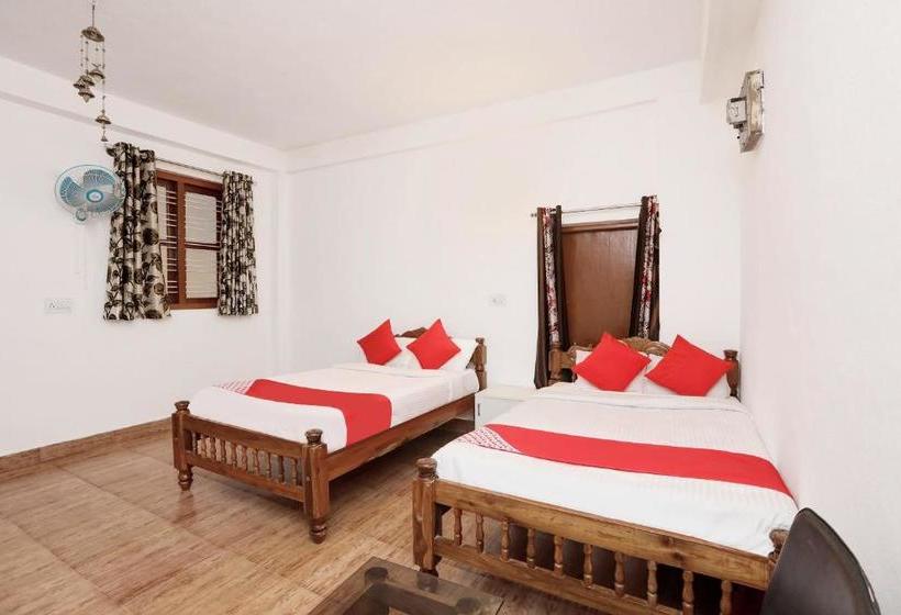 Отель Fabexpress Misty Green