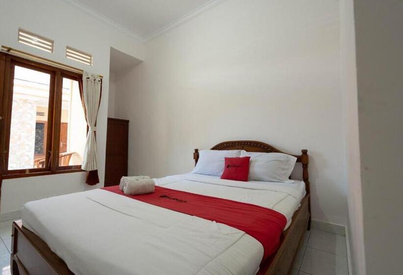 Hotel Reddoorz Near Buleleng Harbour 2