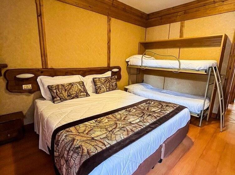 בית מלון כפרי Togo Palace Terminillo