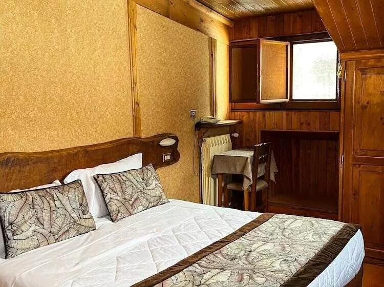 ホテル Togo Palace Terminillo