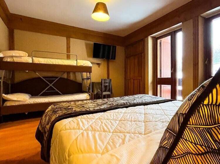 בית מלון כפרי Togo Palace Terminillo